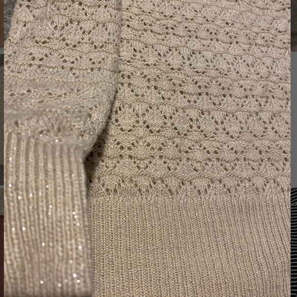 American Eagle knit sweater S- NEVER worn! - Picture 3 of 3